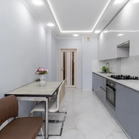 Osapart Shevchenka 21 Lviv